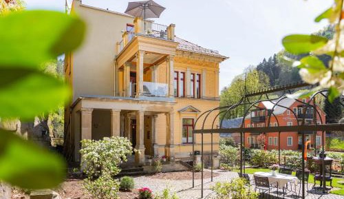 Two-Bedroom Apartment with Balcony