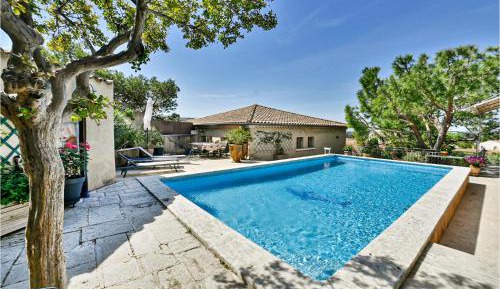Two-Bedroom Holiday Home