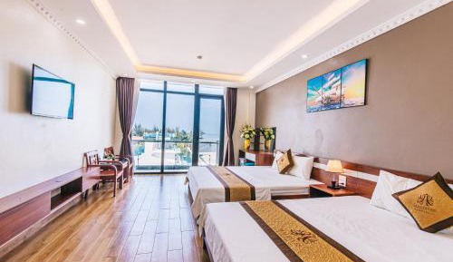 Family Room with Sea View