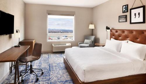 Standard King Room