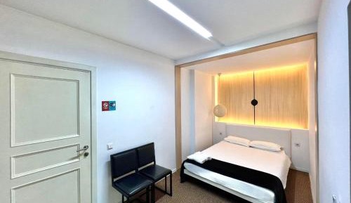 Deluxe Double Room with Shower