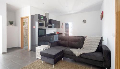 Superior One-Bedroom Apartment with Balcony