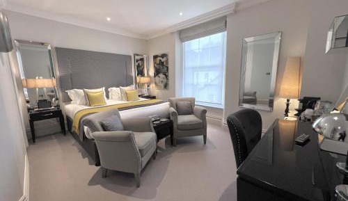Superior King Room
