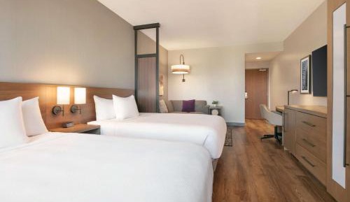 Queen Room with Two Queen Beds with Sofa Bed and Tub - Disability Access