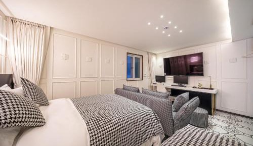 Suite with Terrace