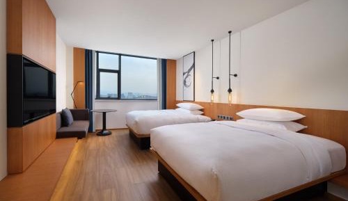 Standard Double Room with Two Double Beds and City View
