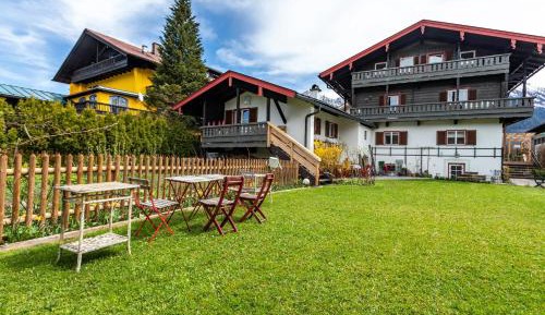Superior One-Bedroom Apartment with Balcony