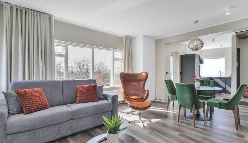 Superior Apartment
