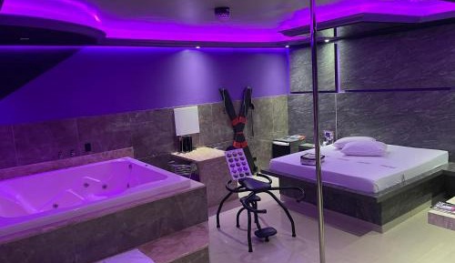 Suite with Spa Bath