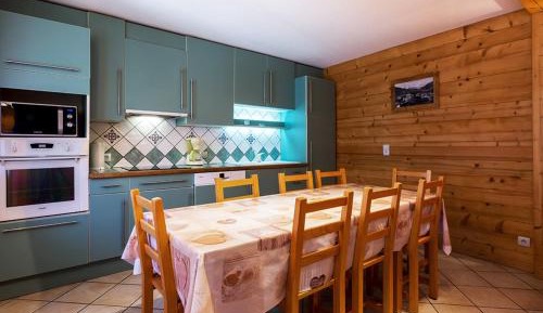 Apartment (8 Adults)