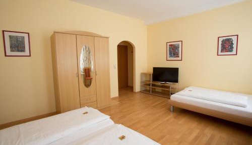 Quadruple Room with Bathroom