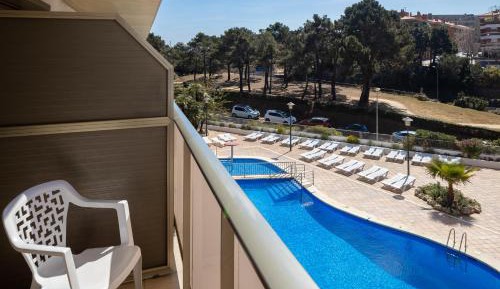 Twin Room with Pool View (2 adults)