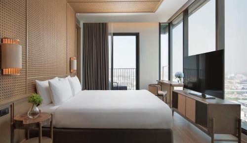 Suite with Balcony