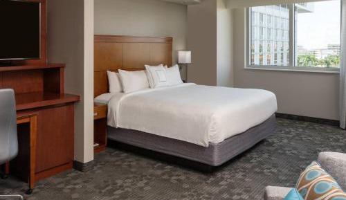 King Room with Sofa Bed
