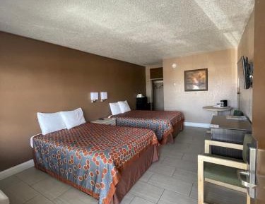 Double Room with Two Double Beds - Non-Smoking