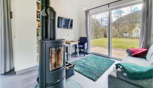 One-Bedroom Holiday Home
