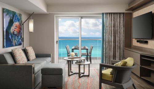 Two-Bedroom Villa with Balcony and Ocean View