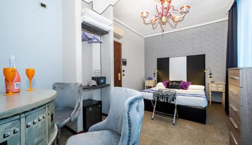 Deluxe queen Room with jacuzzi