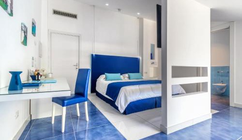 Junior Suite with Balcony