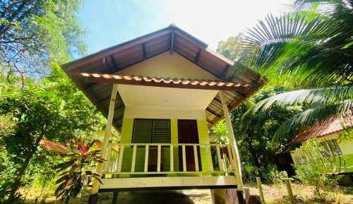 Bungalow with Fan