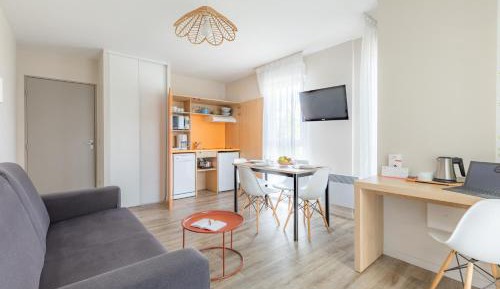 One Bedroom Apartment