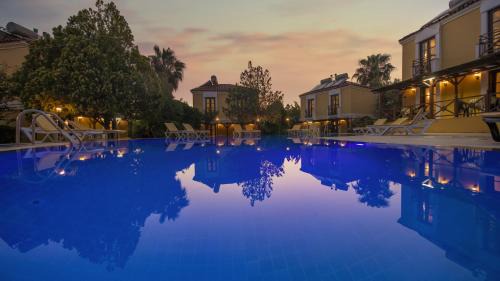 Double Room with Pool View