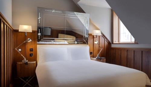 Queen Room - Edwardian/High Floor