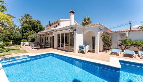 Villa with Sea View