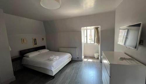 Deluxe Junior Suite