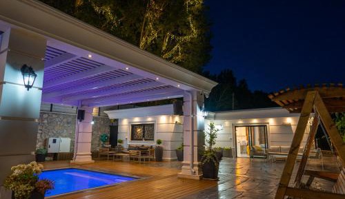 One-Bedroom Villa