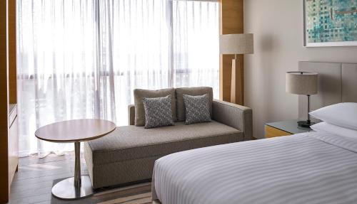 Deluxe Twin Room with City View