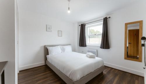 Double Room with Shared Bathroom