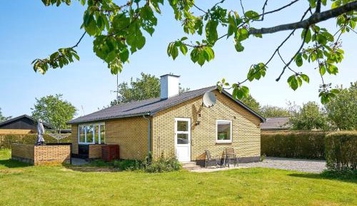 Two-Bedroom Holiday Home