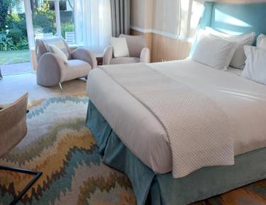 Superior King Room