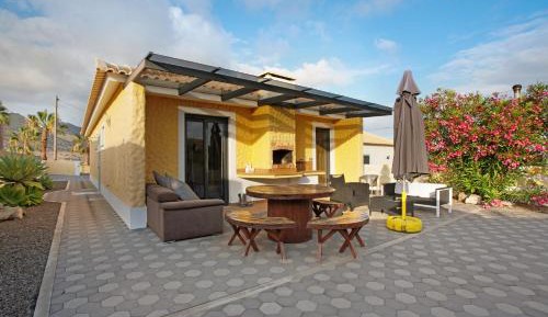 Villa with Sea View