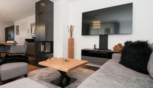 One-Bedroom Apartment with Terrace