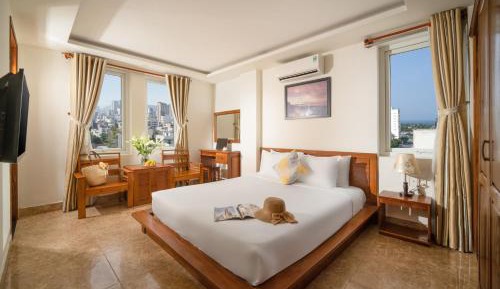 Family  Two-Bedroom with Sea View
