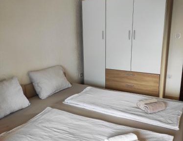 Apartment with Garden View