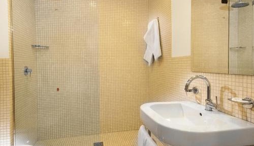 Double or Twin Room with Balcony and Lake View