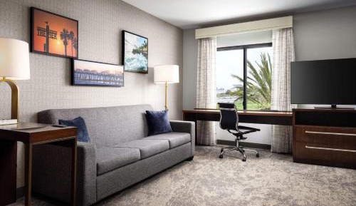 One Bedroom 1 King with Sofa Bed Corner Suite