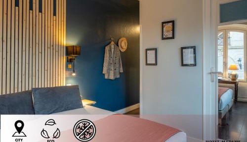 Deluxe Queen Room