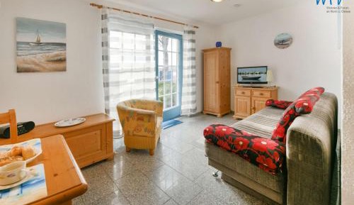 Apartment with Lake View