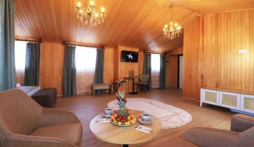Deluxe Double Room with Balcony and Sea View