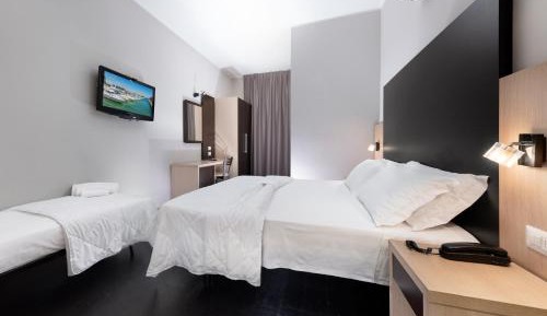 Comfort Triple Room