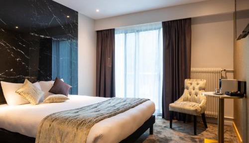 Deluxe Double Room with Balcony