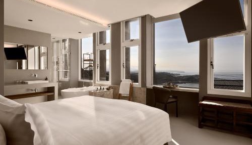 Double Room with Sea View (暮宅山)