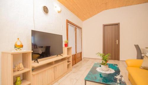 Four-Bedroom Holiday Home