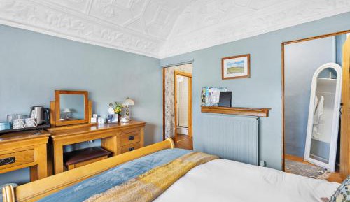 Deluxe Double Room with Shower