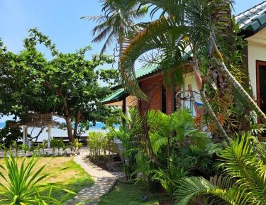 Bungalow - Beach Front