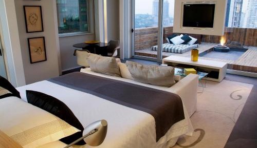 Master Executive Suite, Suite